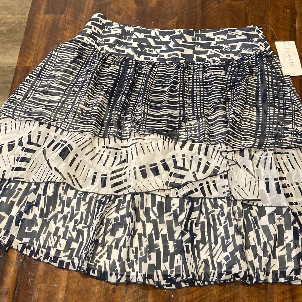 NWT Liberte by emanuel silk tiered skirt 16